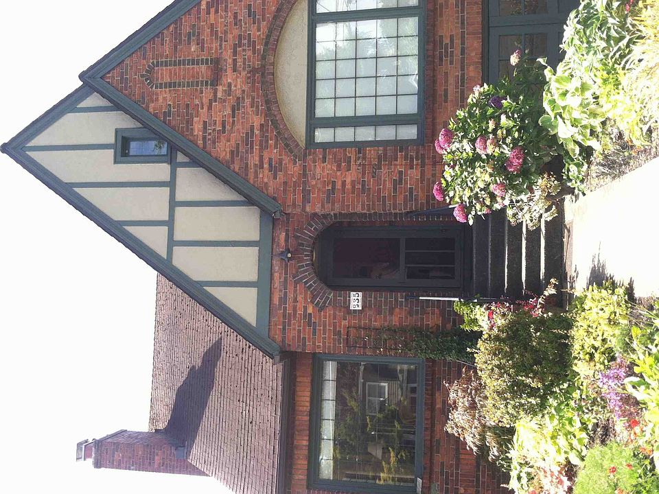 2nd image of 835 NE 82nd St