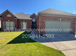 761 Forest Lakes Dr, Sterrett, AL 35147