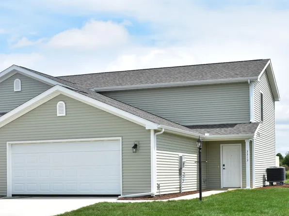 3309 Boulder Ridge Dr, Champaign, IL 61822