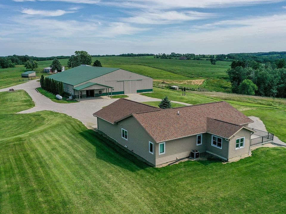1460 Crow Branch Rd, Livingston, WI 53554 MLS 1942923 Zillow