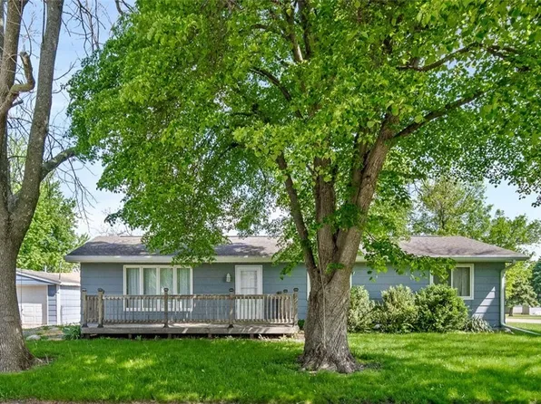 223 3rd St, Bagley, IA 50026