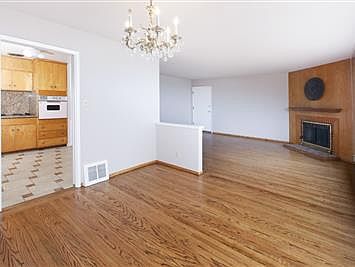 5th image of 392 Polaris Way