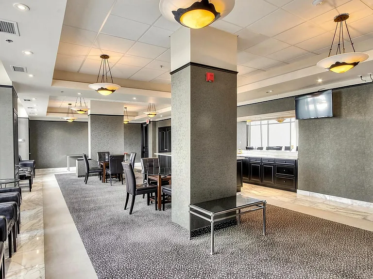 935 Sheppard Ave W #603 — Photo 47