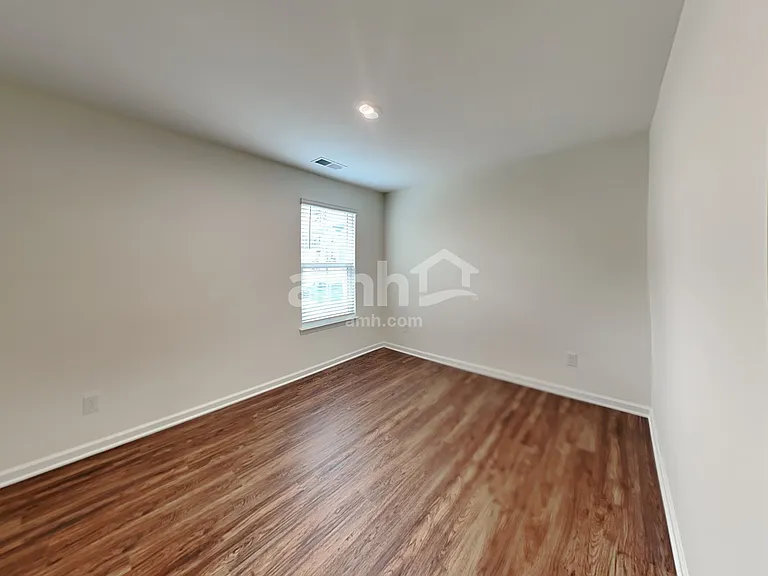 612 Hamilton Park Dr — Photo 20