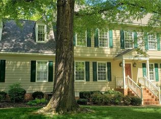 4606 Foxwood Rd, Chester, VA 23831