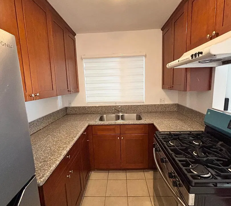 833 W Duarte Rd #1