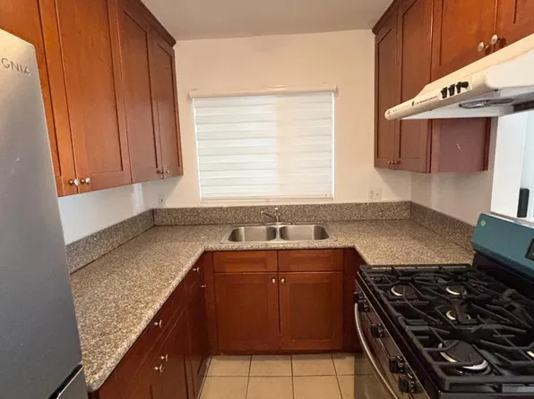 833 W Duarte Rd APT 1, Arcadia, CA 91007