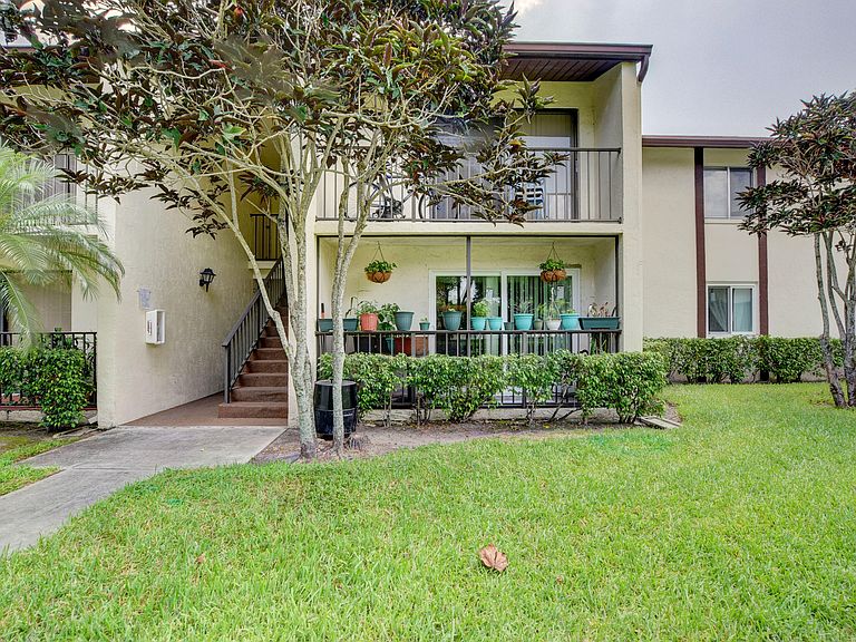 Pine Ridge At Haverhill Condominiums West Palm Beach, FL Zillow