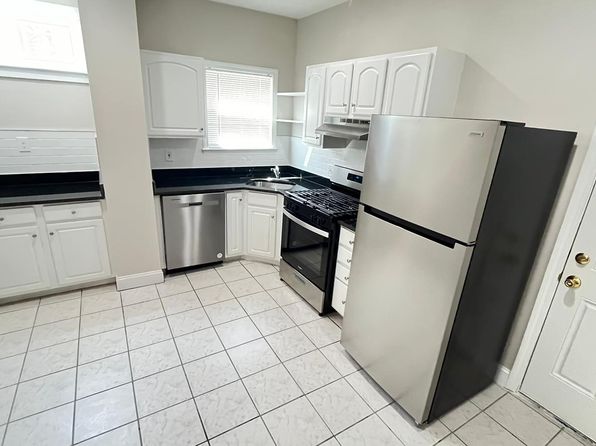 18 Harris St APT 1