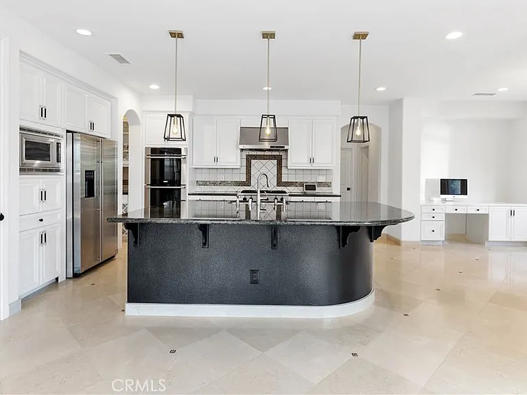 4116 Dakota Dr — Photo 12