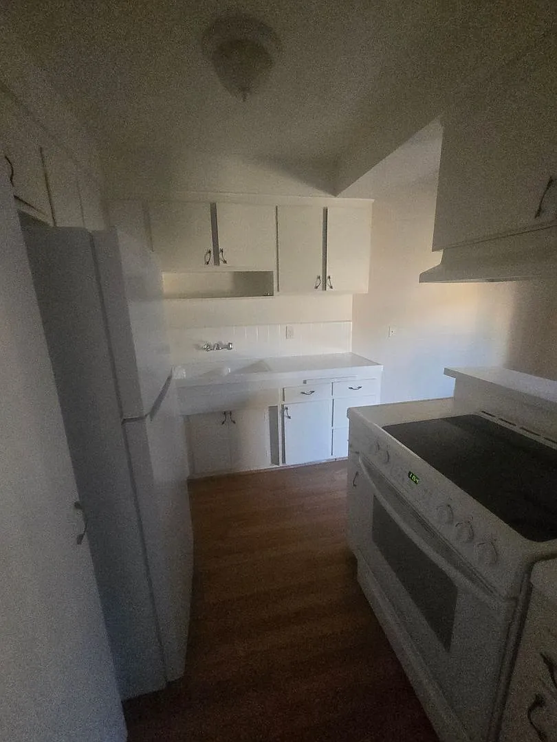 Newlin Street Apartments — Photo 3