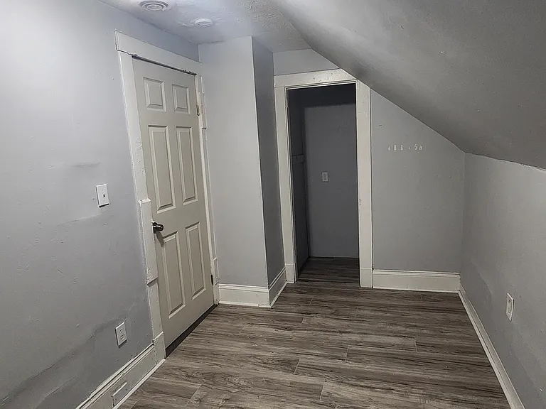 3143 W 44th St #2 — Photo 7