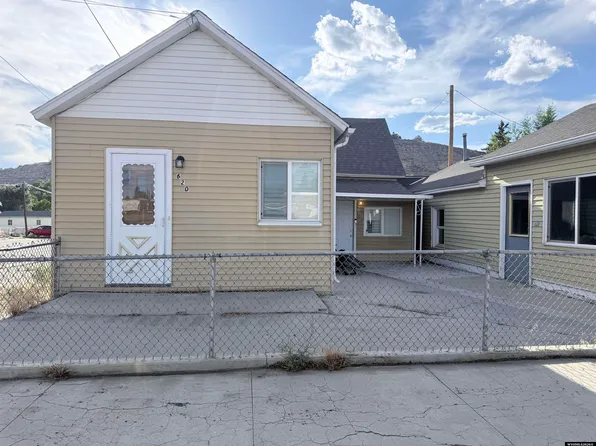 620 Center St, Rock Springs, WY 82901