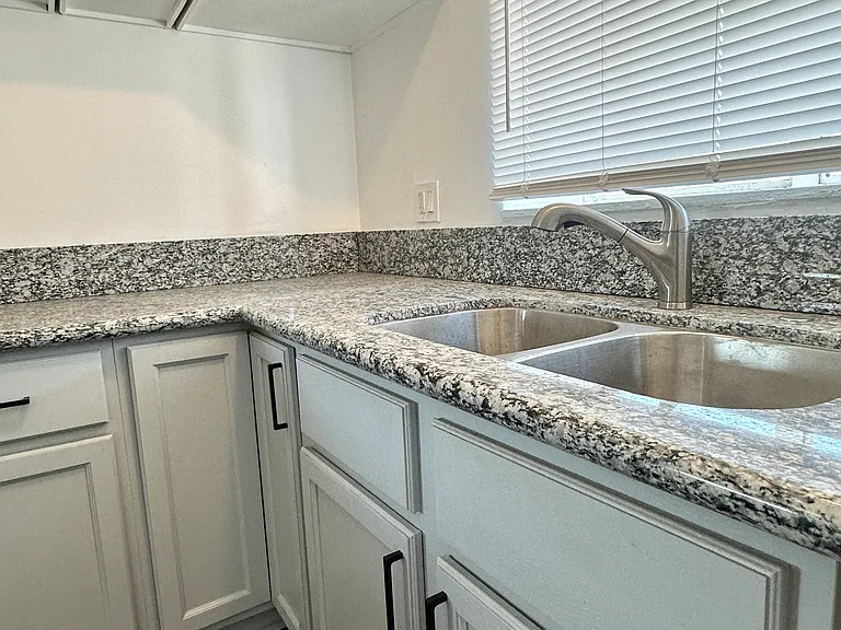 15502 S Castlegate Ave #A — Photo 12