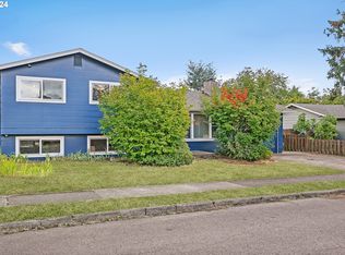 816 SE 142nd Ave, Portland, OR 97233