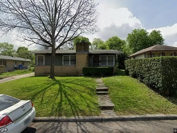 118 Sterling St, San Antonio, TX 78220