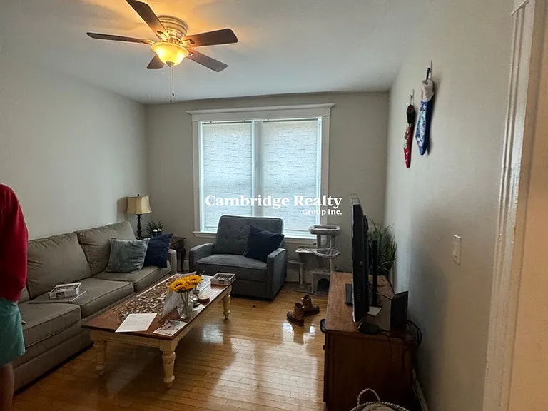12 Farrington Ave #2T — Photo 11