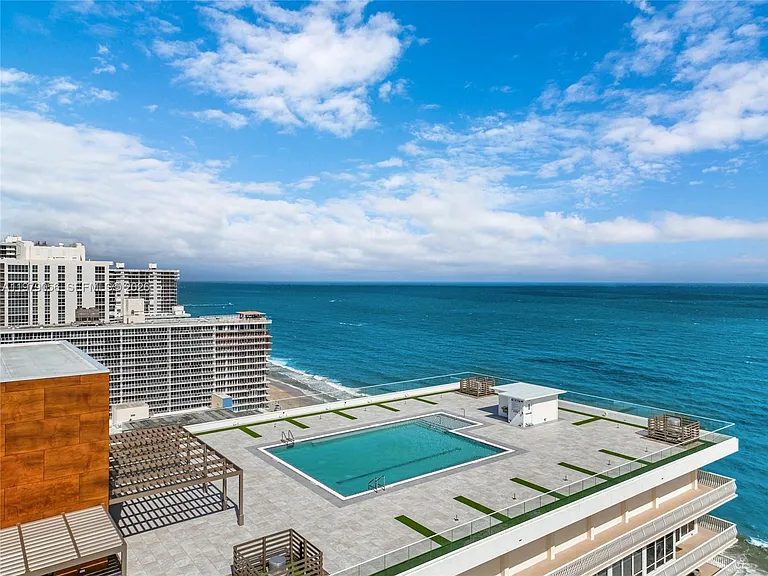 4020 Galt Ocean Dr #1801 — Photo 56