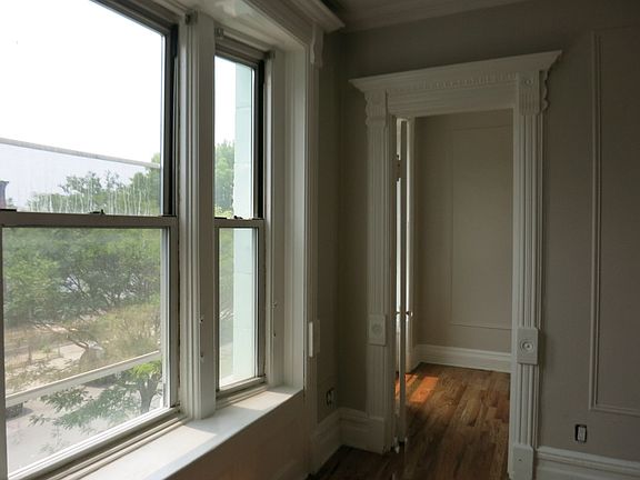 3rd image of 873 Hancock St #1