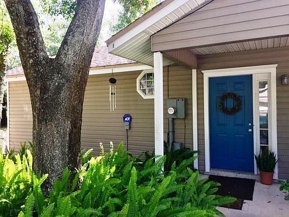 2nd image of 2154 Sheridan St #2