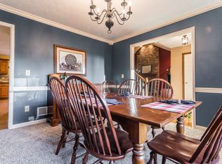 8528 Starlight Rd, Floyds Knobs, IN 47119