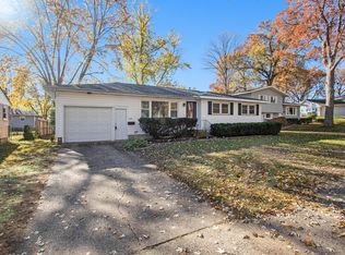 1563 Greenwich Rd, Muskegon, MI 49441