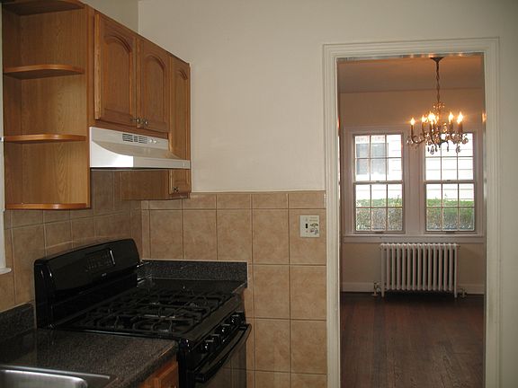 5th image of 520 Kimball Ave