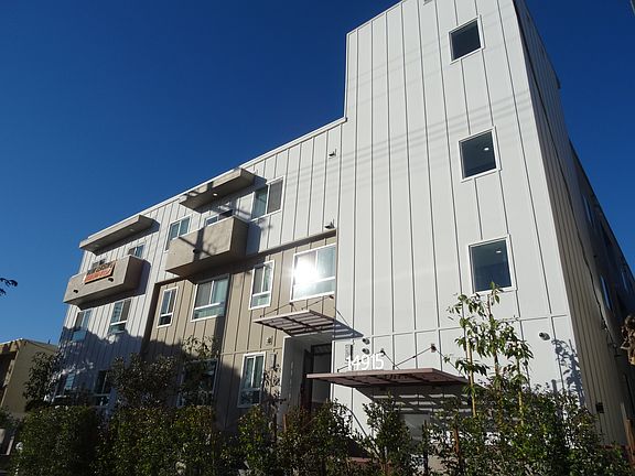 4th image of 11255 Kling St
