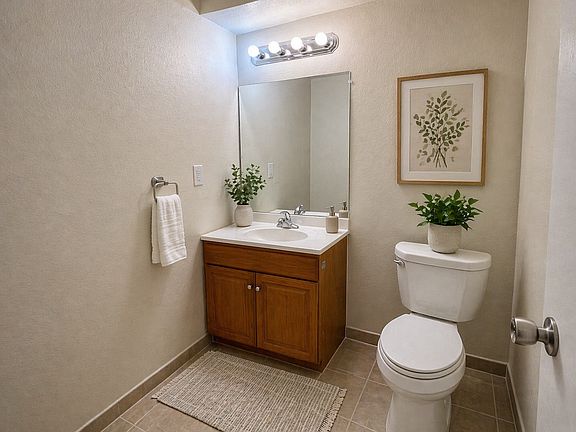 4th image of 201 E Olive St APT 16