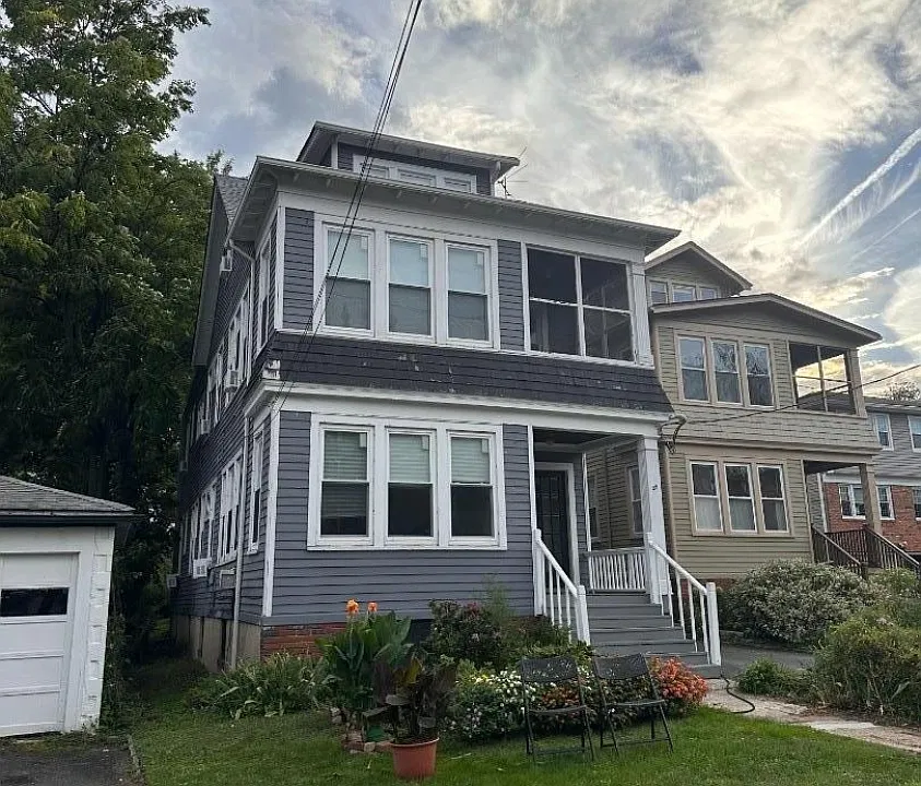 29 Field Rd #1