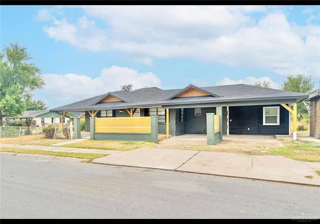 3 bed, 2.0 bath, 1750 sqft, $4,500 — Photo 1