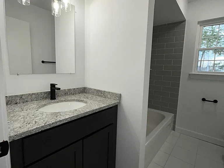 41 Diane Dr — Photo 7