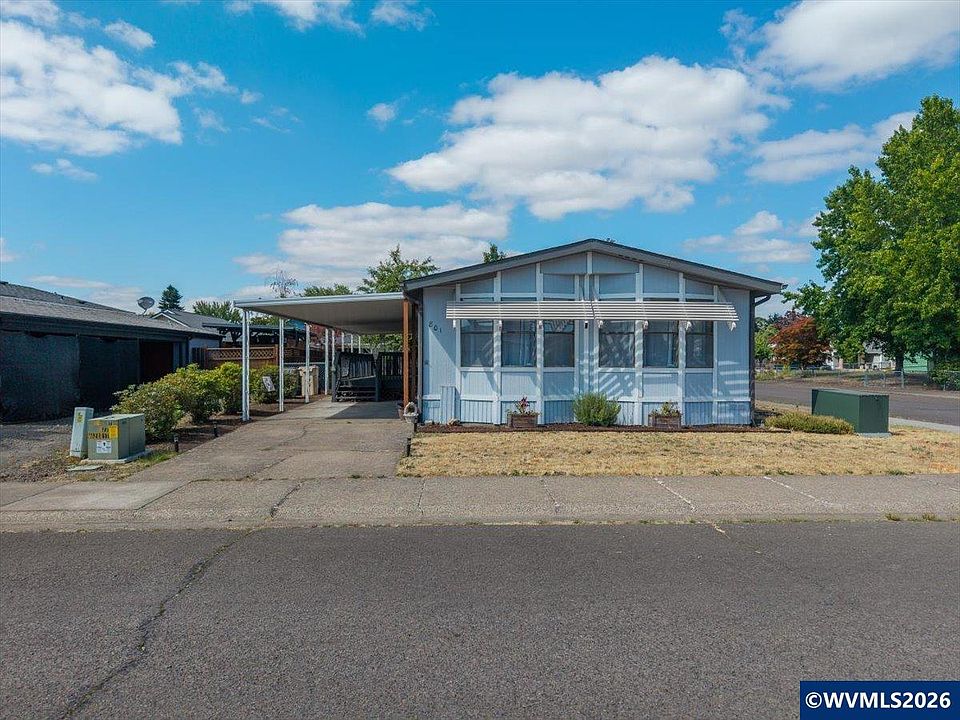 1st image of 801 Mazama Ave