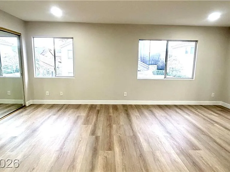 4595 Barnes Ct — Photo 8