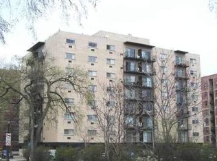 1567 Ridge Ave APT 402, Evanston, IL 60201