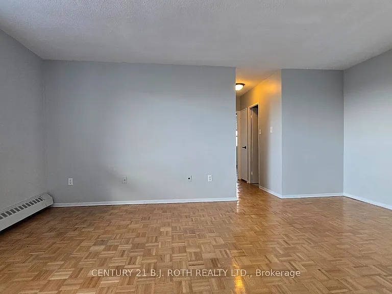 98 Holgate St #401 — Photo 5