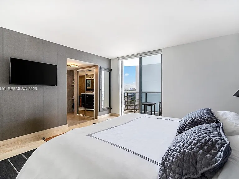 1900 Sunset Harbour Dr #1715 — Photo 15
