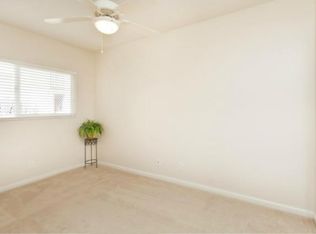 2418 Puunui Ave #B, Honolulu, HI 96817