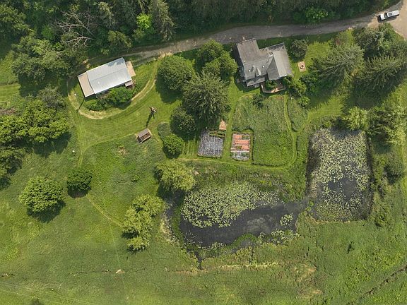 3rd image of W10130 Powers Rd