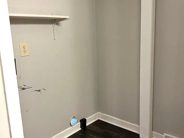 314 Barry Dr — Photo 12