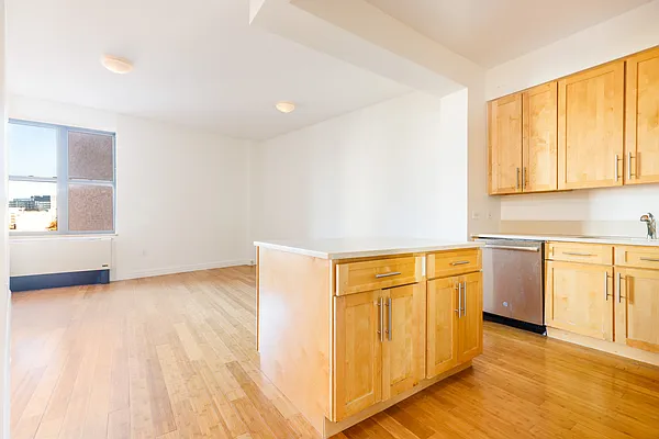 Rented by MNS | media 1