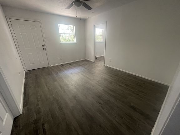 5th image of 1500 Escalon Ave #201