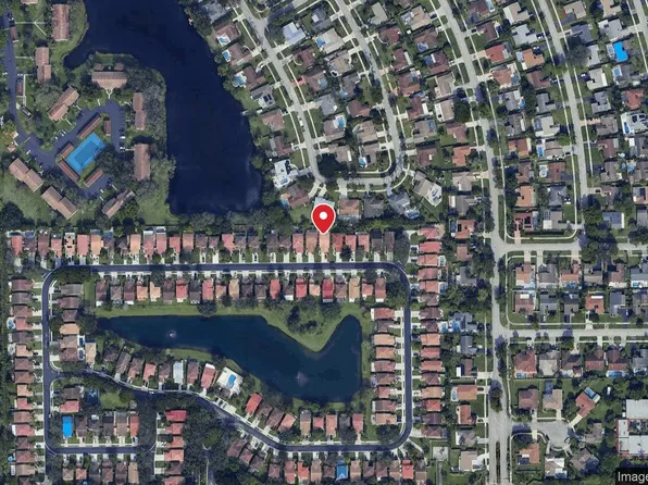 4249 NW 1st Drive, Deerfield Beach, FL 33442