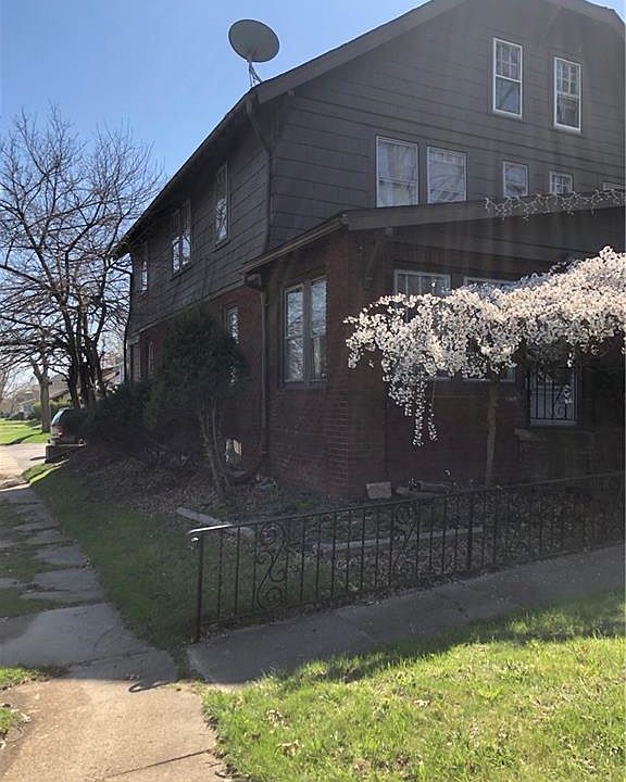 2nd image of 2052 E Market St #2052