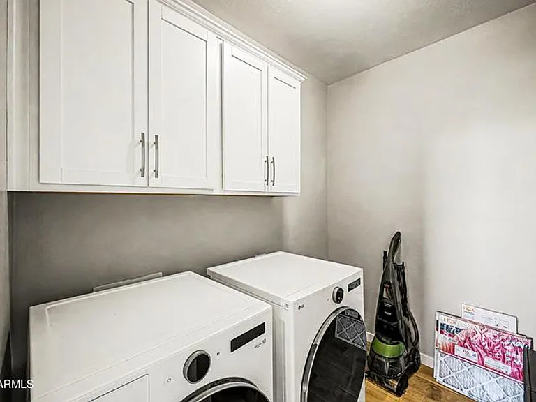 10950 W Beatrice St — Photo 25