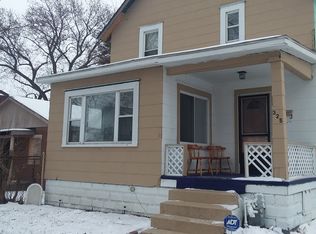 325 Almyra Ave, Monroe, MI 48161