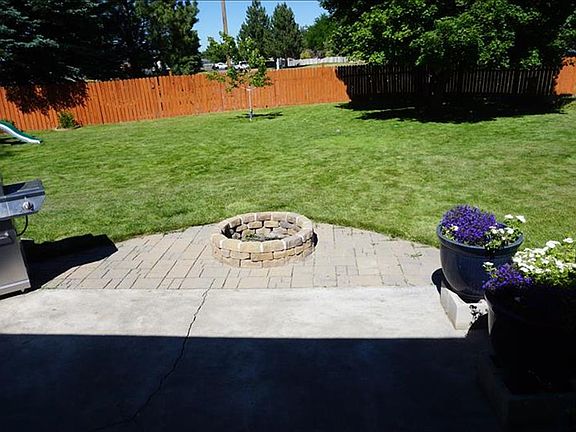 3rd image of 1465 Bonniebrae Cir