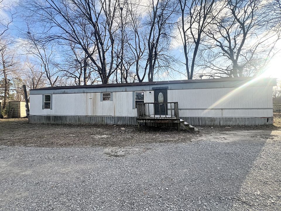 1st image of 31 Pickard Ln