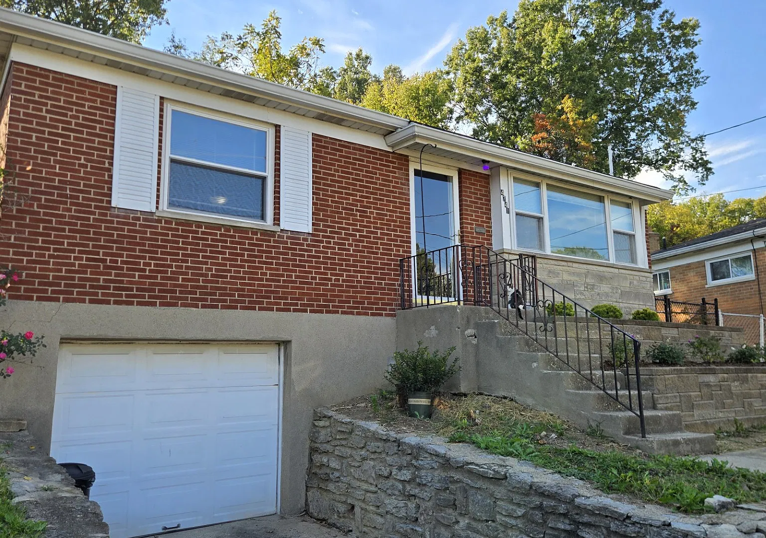 3 bed, 992 sqft, $1,600 — Photo 4
