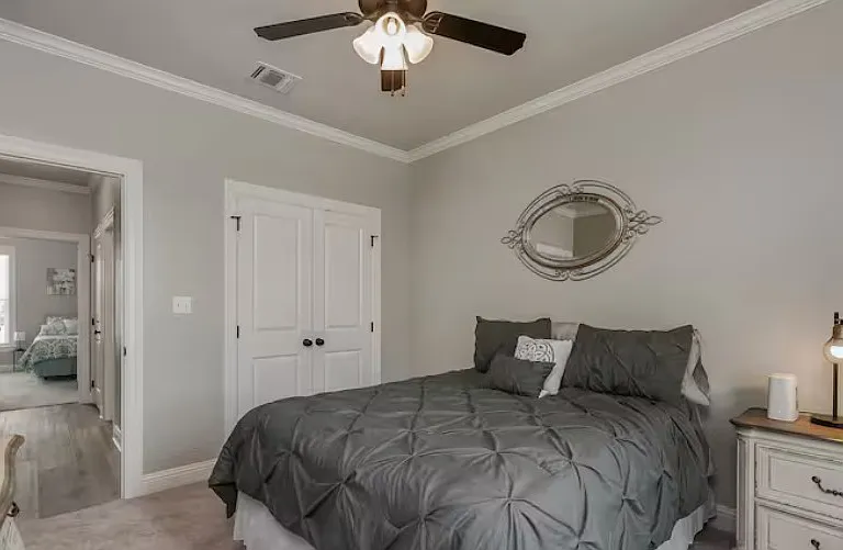 5804 Bluebonnett Dr — Photo 9